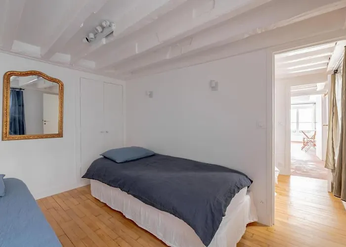 公寓 3 Rooms, View On Roofs Chic & Cosy - 70 M2